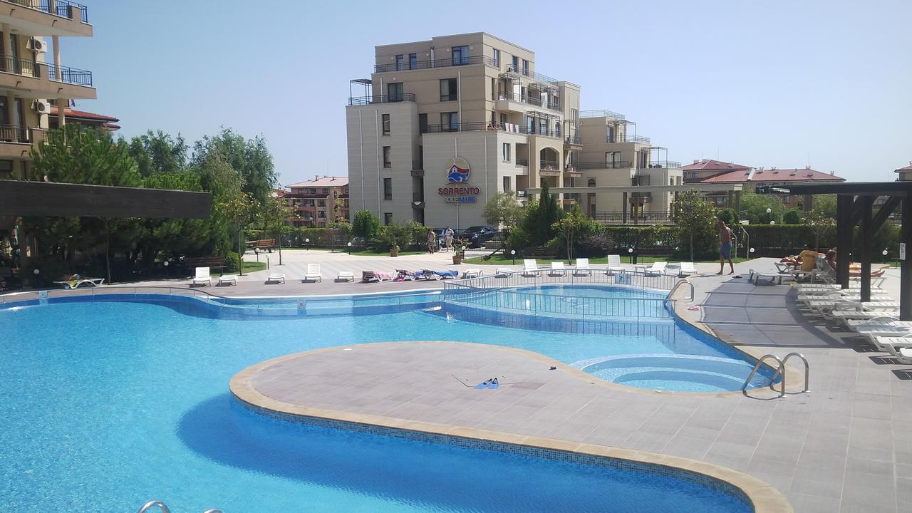 Vp Luxor Studio Sveti Vlas Buitenkant foto