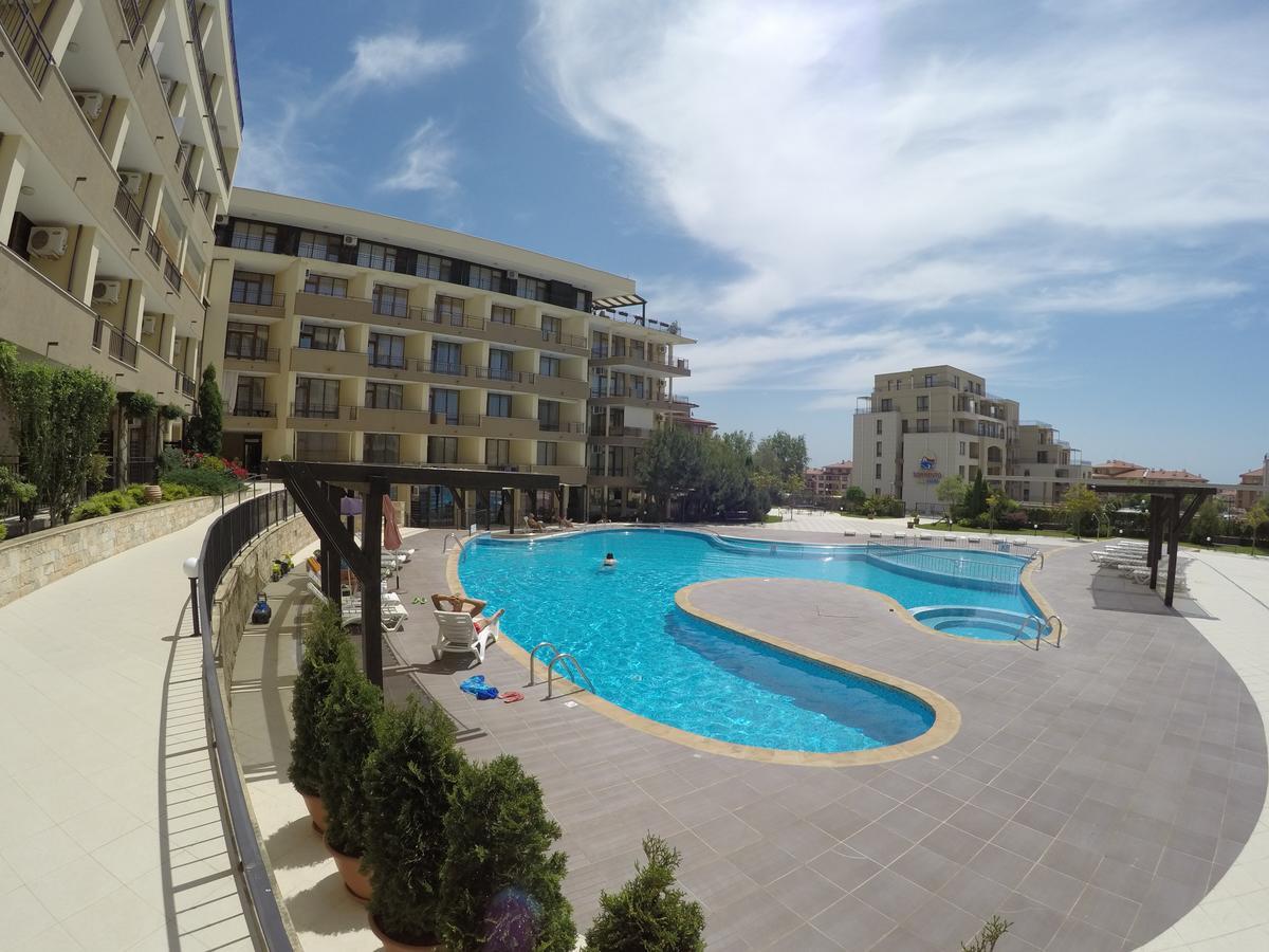 Vp Luxor Studio Sveti Vlas Buitenkant foto